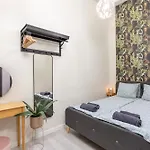 Nova * Budapest